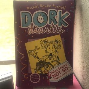 Dork diaries book 2